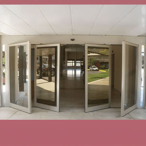 porte pour service d'urgence