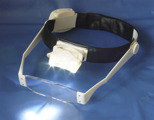 loupe binoculaire à port frontal