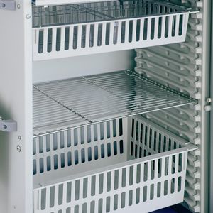 étagères en acier inoxydable / grillagées