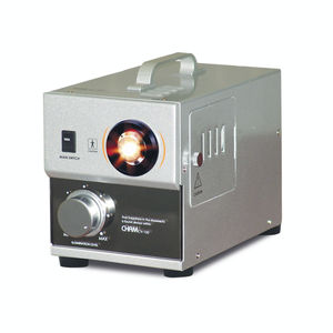 source lumineuse pour endoscopes