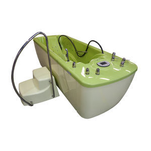baignoire d'hydromassage