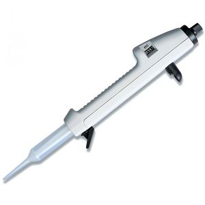 pipette mécanique