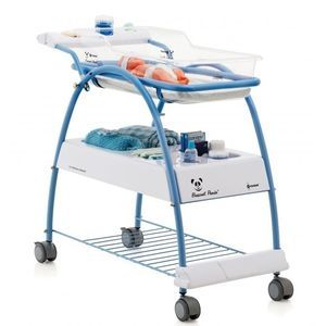 berceau médical sur roulettes