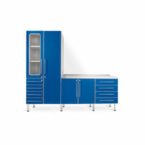 armoire avec tiroir