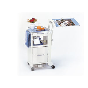 table de chevet sur roulettes