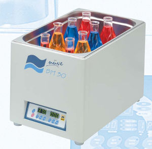 bain-marie à circulation / de paillasse