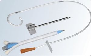 kit d'instruments pour drainage supra-pubien
