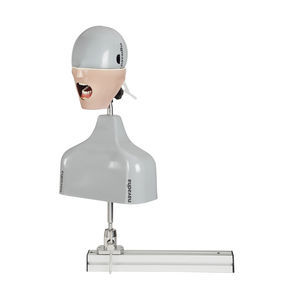 simulateur patient pour soins dentaires