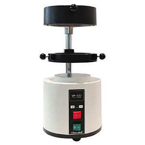 machine de thermoformage pour laboratoires dentaires