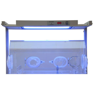 incubateur néonatal sur roulettes
