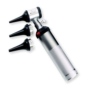 otoscope / avec spéculum