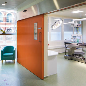 porte d'hôpital