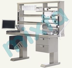 table de conditionnement d'instruments médicaux
