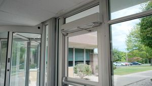 porte d'hôpital
