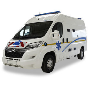 fourgon d'ambulance