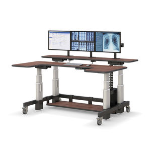 station de travail informatique médicale