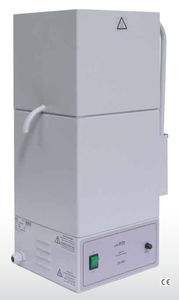 distillateur d'eau de laboratoire
