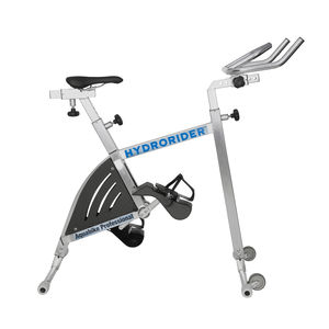 vélo d'exercice pour piscine