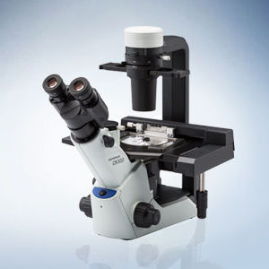 microscope de laboratoire