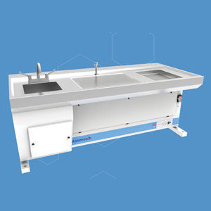paillasse de laboratoire avec ventilation descendante