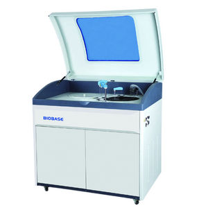 analyseur de biochimie automatique / pour diagnostic clinique / au sol / à accès aléatoire