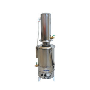 distillateur d'eau de laboratoire