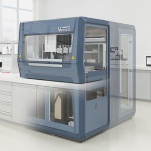 station de travail de laboratoire robotisée