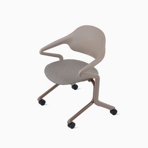 chaise avec accoudoirs