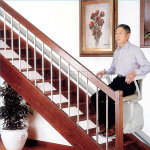 monte-escalier pour escalier