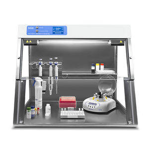 station de travail de laboratoire pour préparation d'ADN et d'ARN