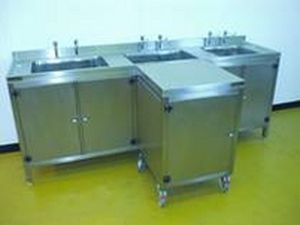 évier de laboratoire