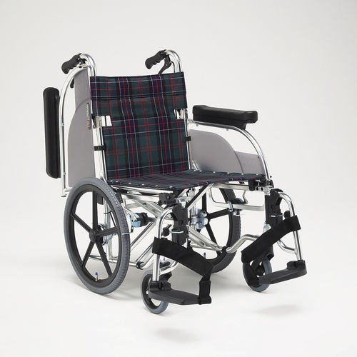Fauteuil roulant passif - AR-600 attendant propelled - Matsunaga Manufactory - d'exterieur / d'intérieur / pliable