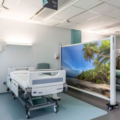 paravent médical sur roulettes - Sostel
