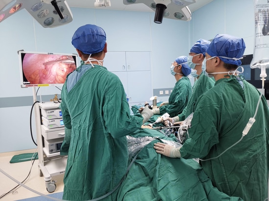 Une excellente démonstration en direct de la chirurgie colorectale